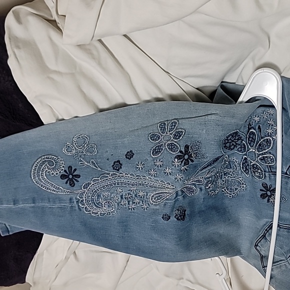 2 pairs of jeans size 12 - Picture 4 of 6